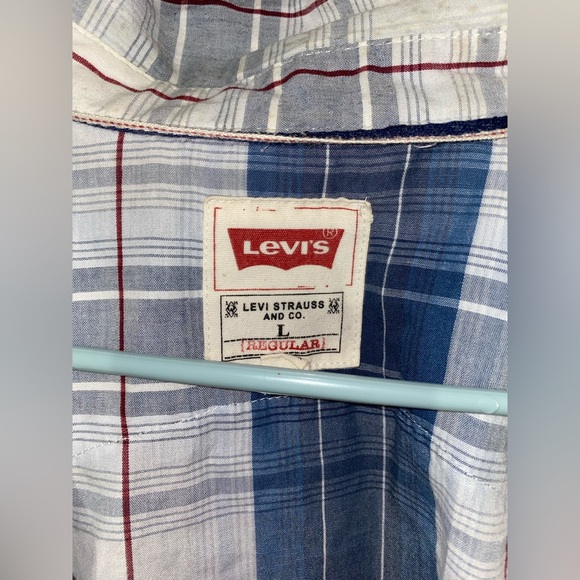 levi’s large button down - Picture 2 of 2